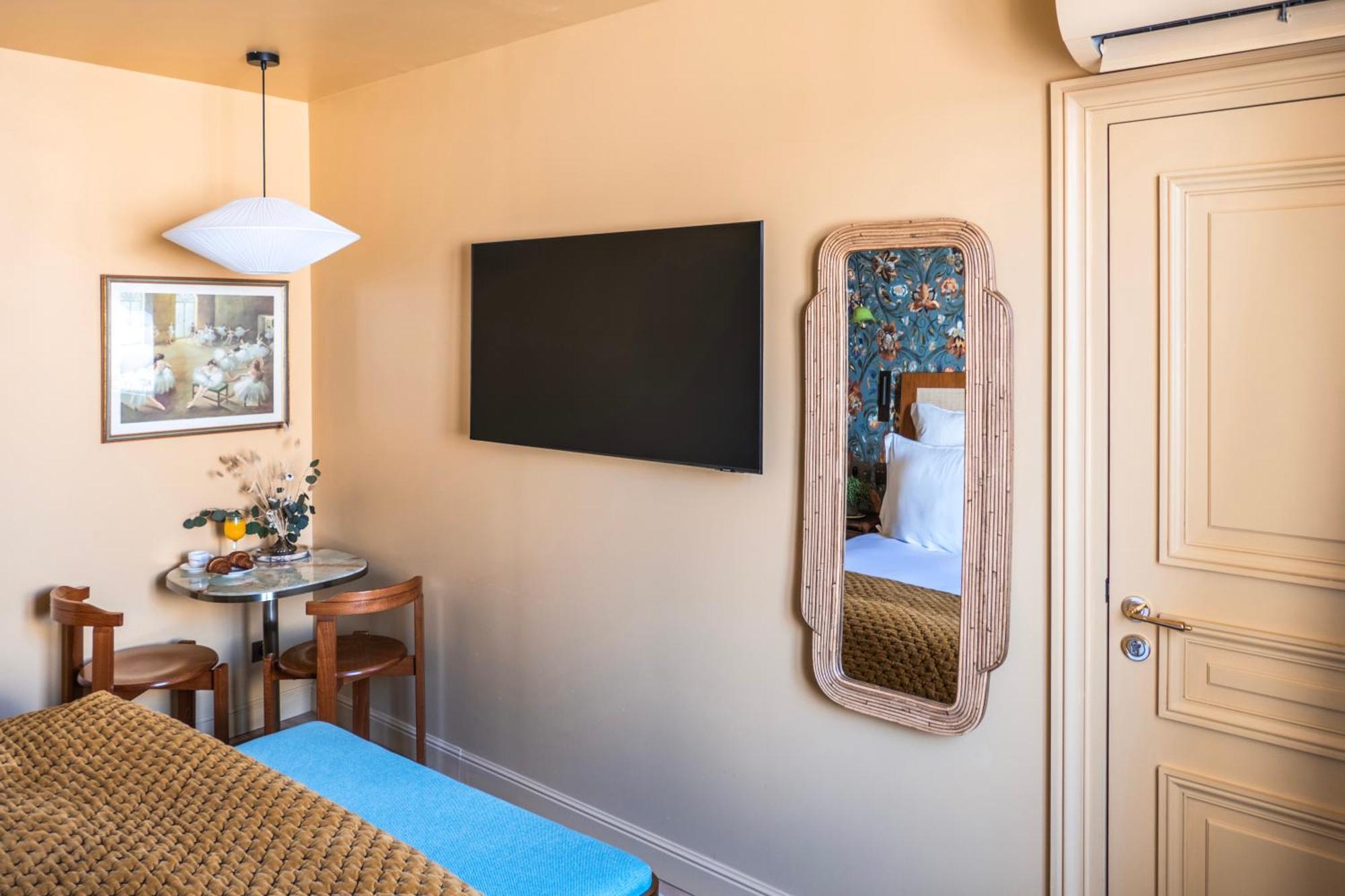 Maison La Boheme Montmartre - Studios & Apartments Paryż Zewnętrze zdjęcie