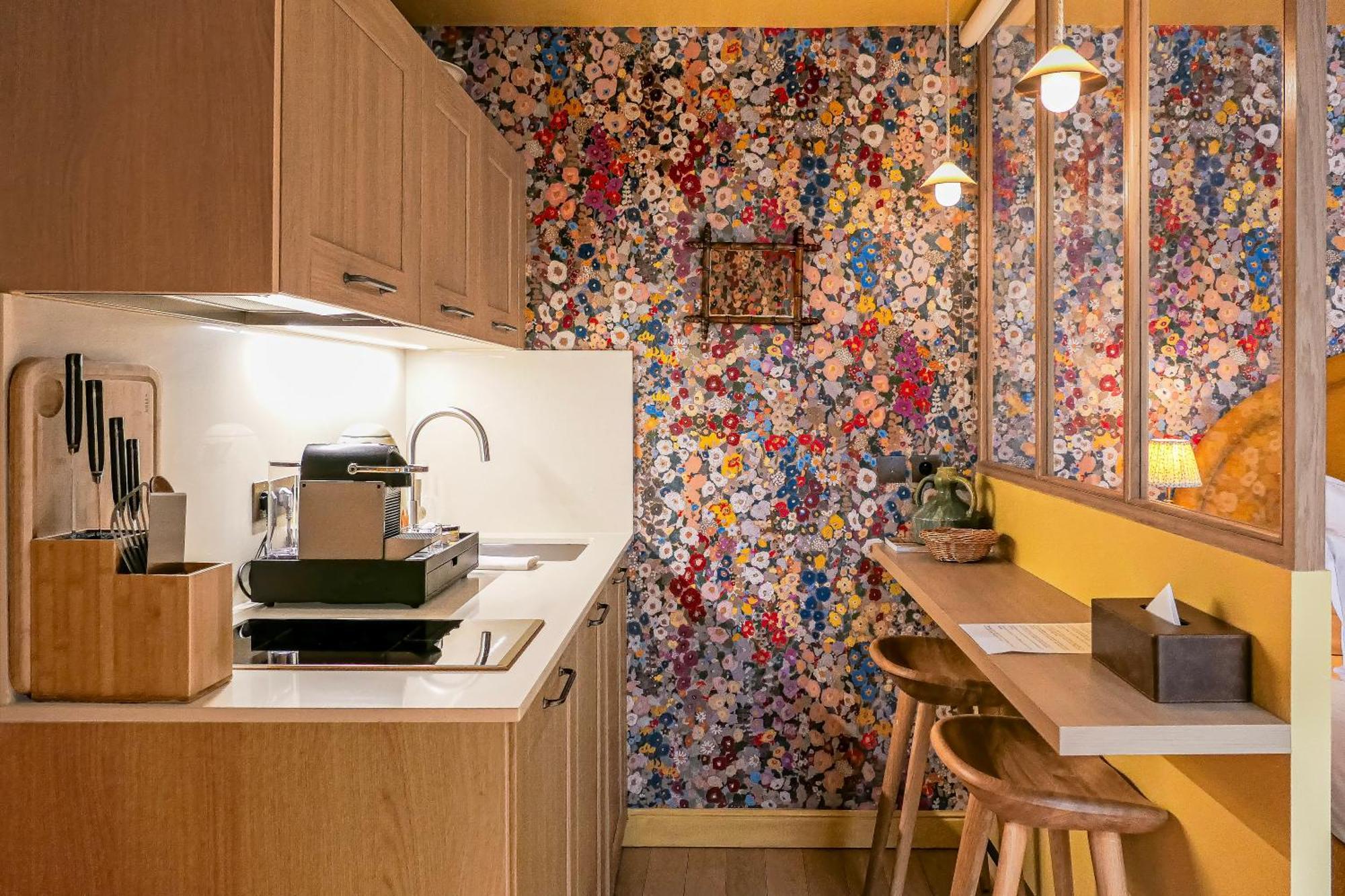 Maison La Boheme Montmartre - Studios & Apartments Paryż Zewnętrze zdjęcie