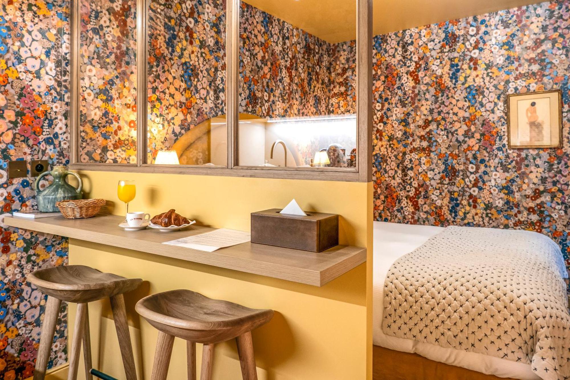 Maison La Boheme Montmartre - Studios & Apartments Paryż Zewnętrze zdjęcie